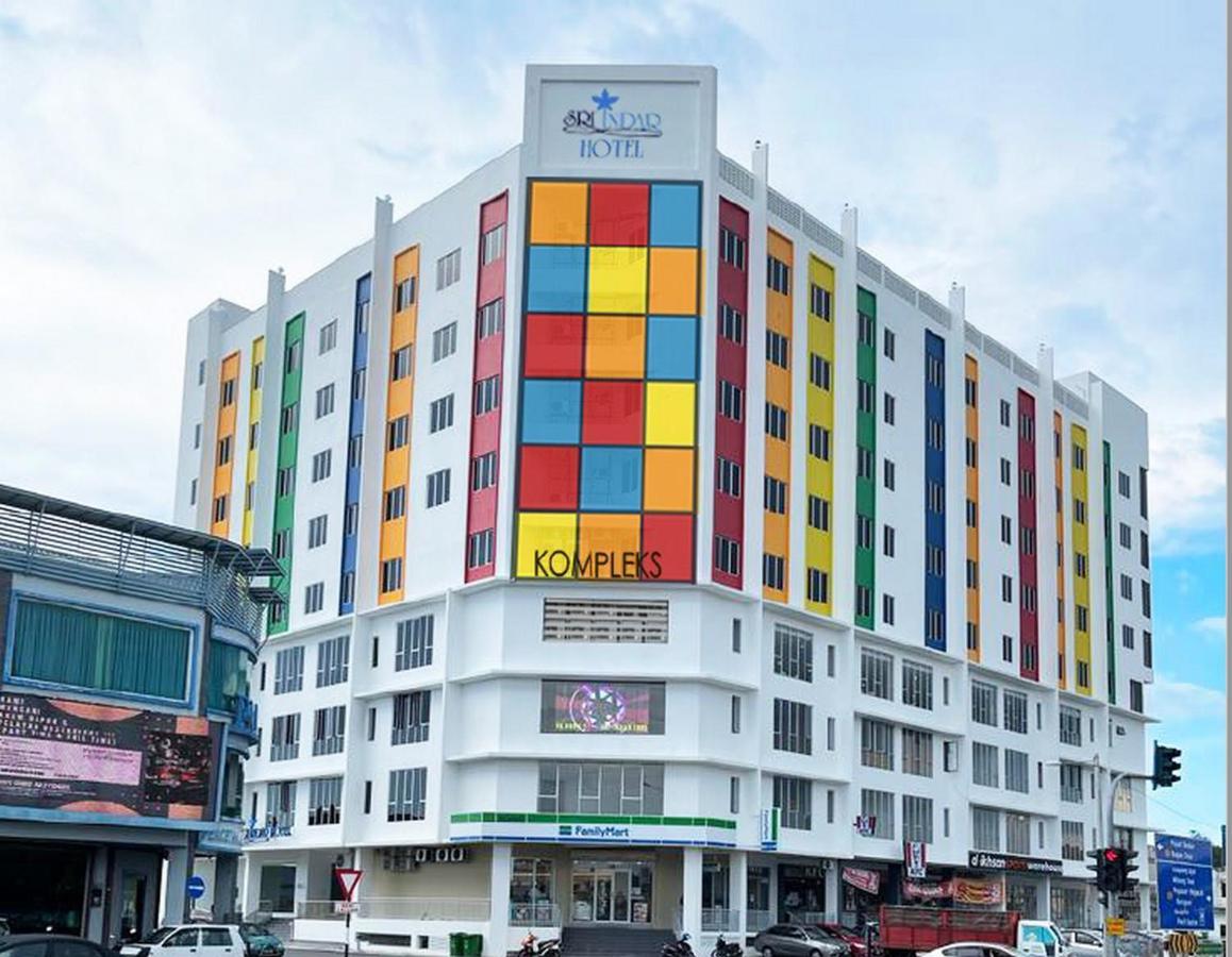 Sri Indar Hotel & Suites Parit Buntar Exterior photo